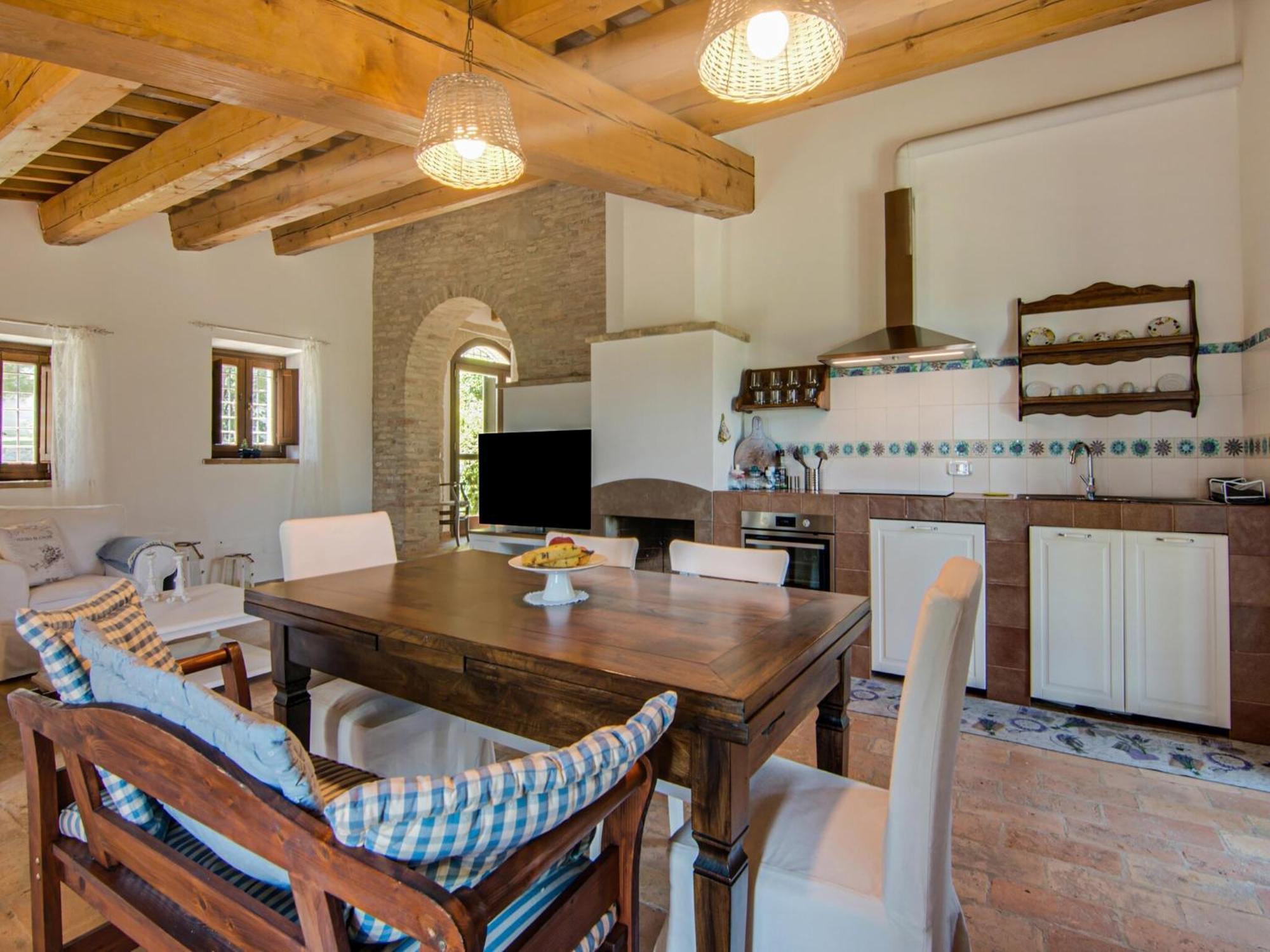 Stunning Apartment In Mombaroccio Near Metauro River المظهر الخارجي الصورة