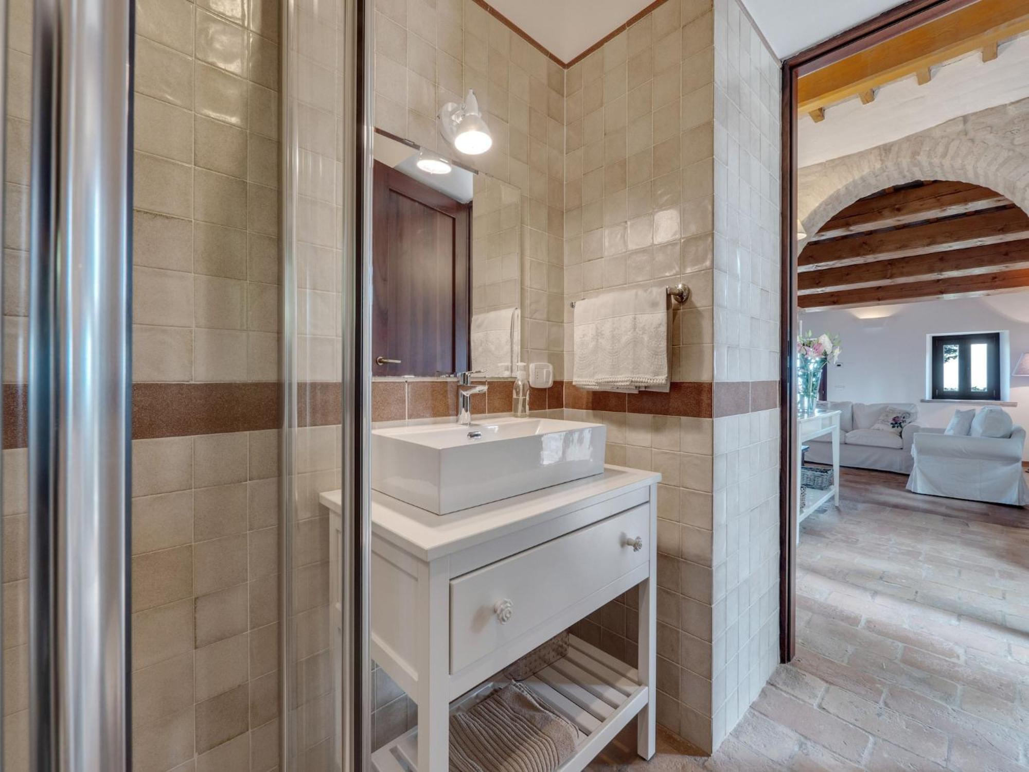 Stunning Apartment In Mombaroccio Near Metauro River المظهر الخارجي الصورة